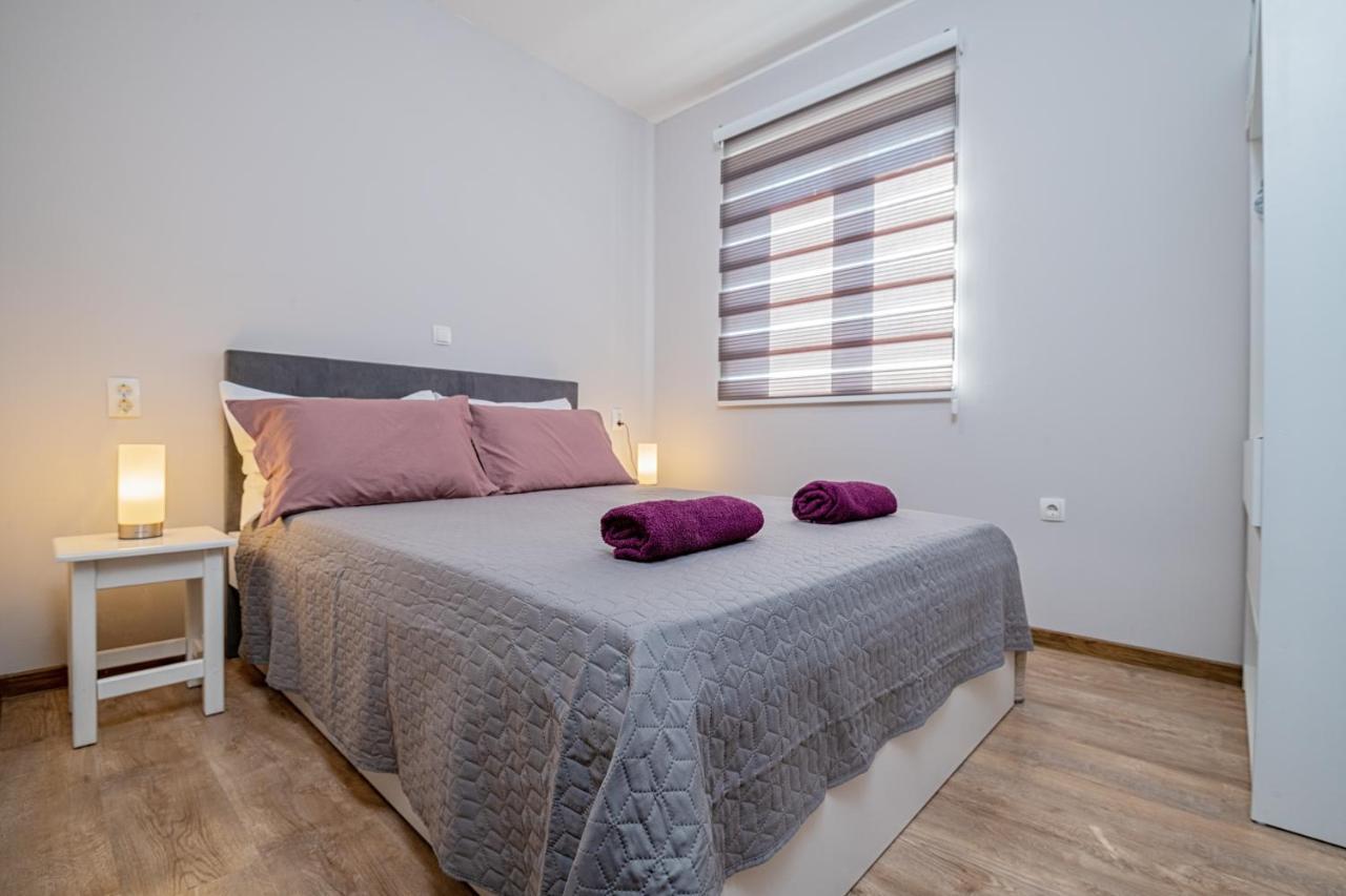Apartments Leona Neum Esterno foto
