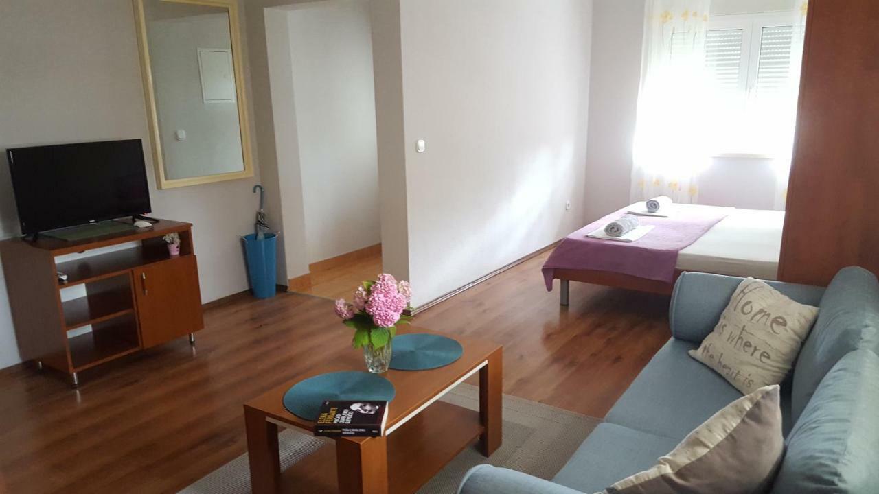 Apartments Leona Neum Esterno foto